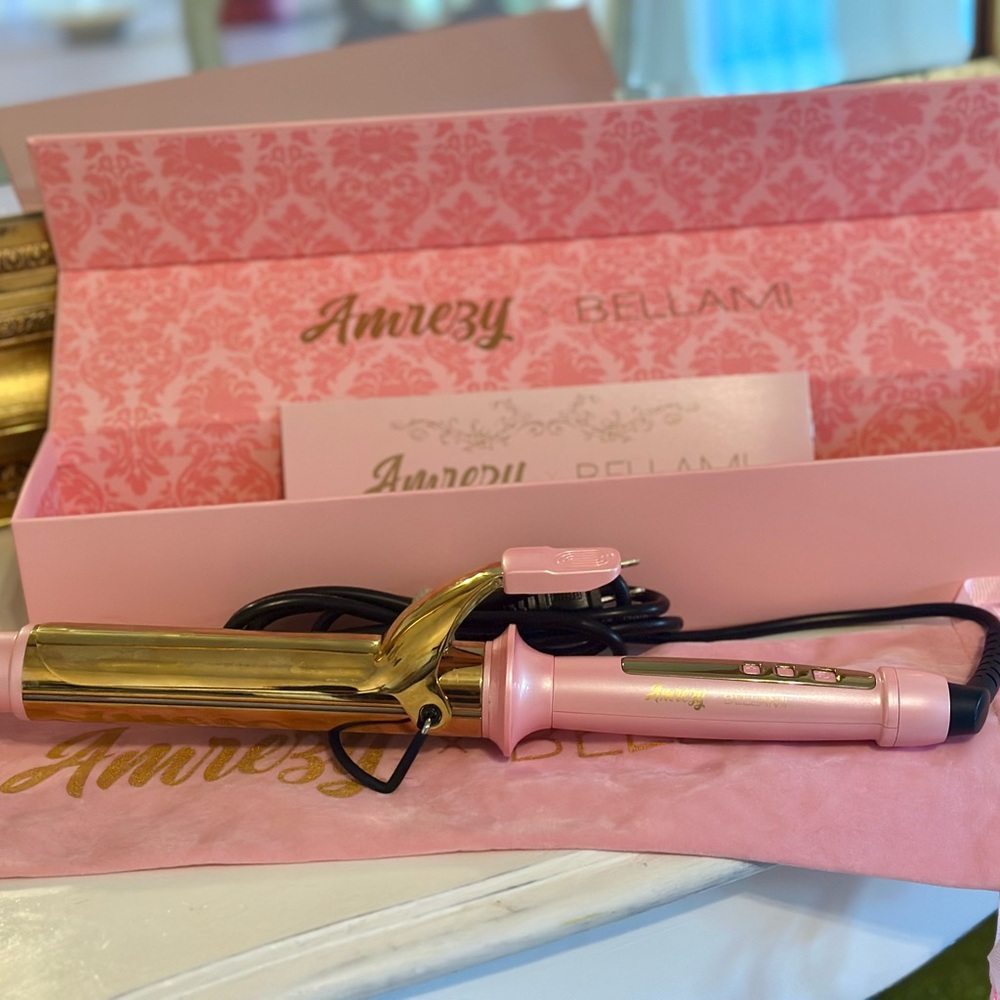 BELLAMI Pink and Gold Hair Styling Tool